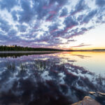 Mitternachtssonne am See Östersjön bei Hörnefors, Västerbott